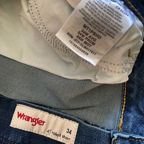 WRANGLER Women's 4" Rolled Jean Short size‎ 24W - Picture 6 of 10
